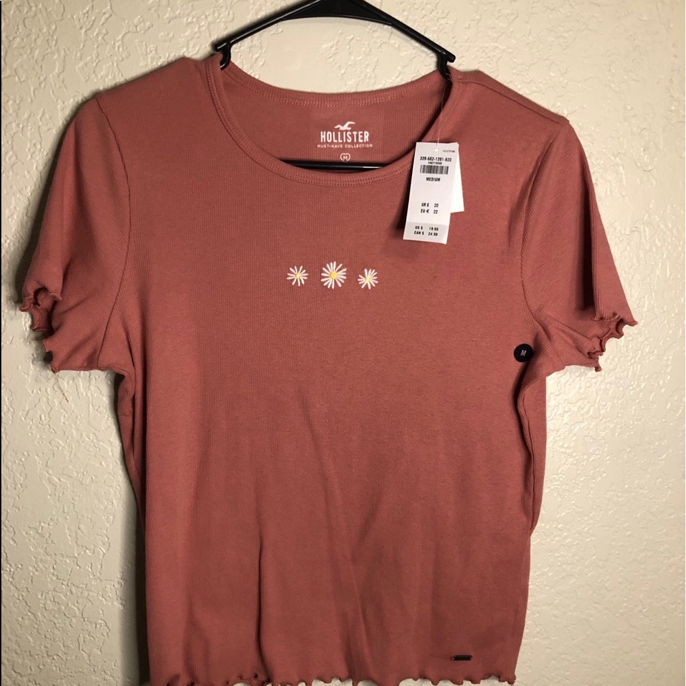 hollister shirt!